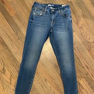 Women's Old Navy RockStar Super Skinny Low Rise